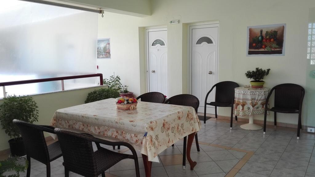 Familia Hotel Loutra Volvis Extérieur photo